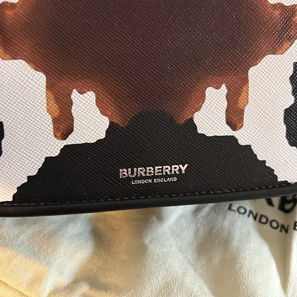New authentic Burberry bag - Picture 7 of 10